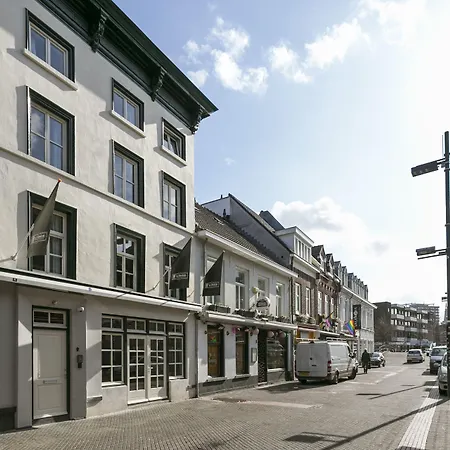 Winston Couette-café 3*